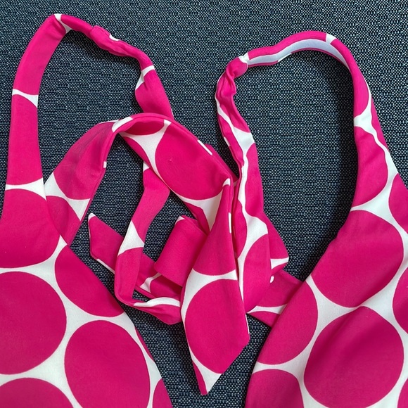 Victoria's Secret Push Up Halter Top Bikini Top, size Medium, Pink & White - Picture 12 of 14